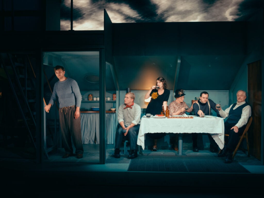 Adam Schmidt, Patrick A. Hansen, Anna Bruus Christensen, Kathrine Høj Andersen, William Halken, Jørgen W. Larsen